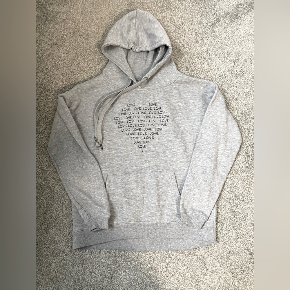 Atmosphere Women’s gray hoodie with heart, size 6​​​​